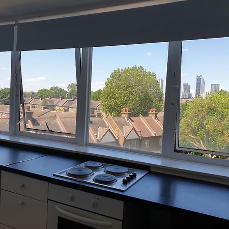 Double Room In Private Apartment ロンドン エクステリア 写真