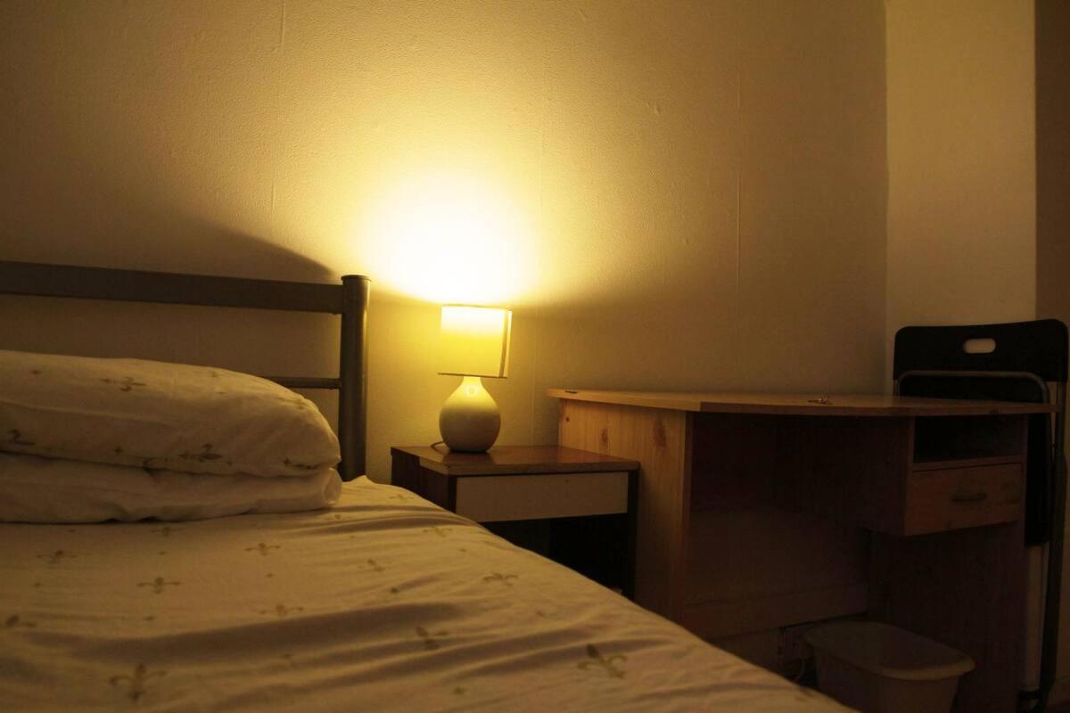 Double Room In Private Apartment ロンドン エクステリア 写真