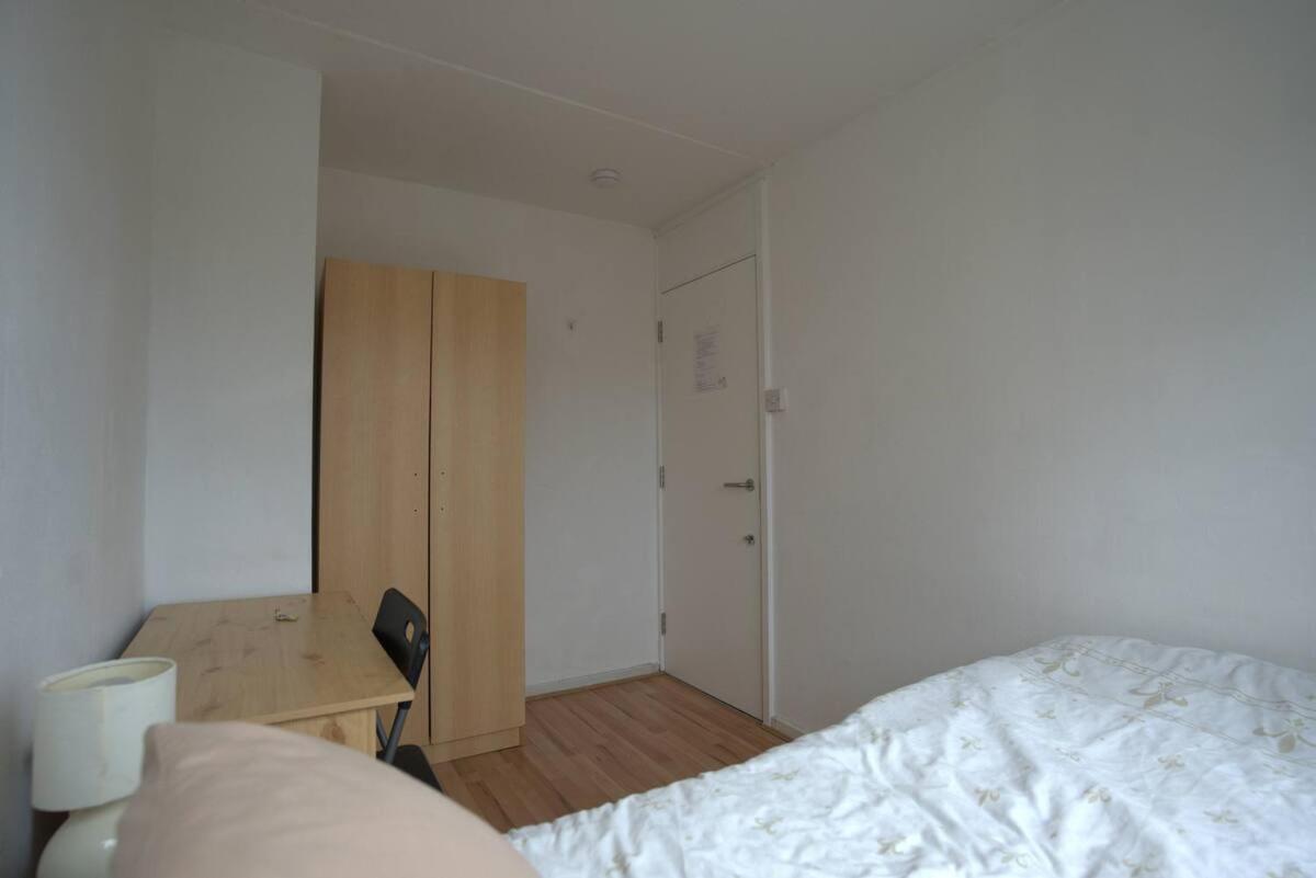Double Room In Private Apartment ロンドン エクステリア 写真